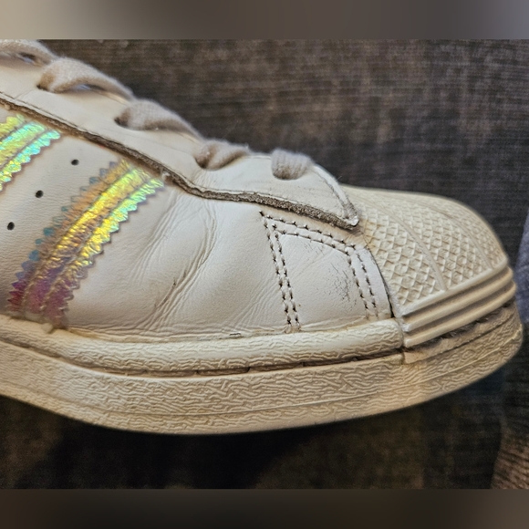 Adidas Superstar Shell-toe Sneakers - Picture 9 of 12